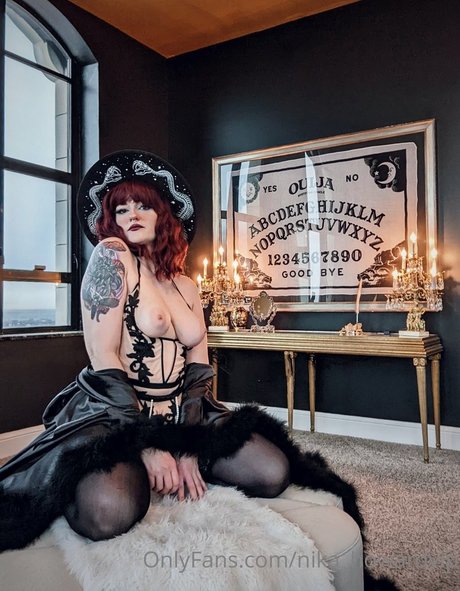 Nika Howard free model image