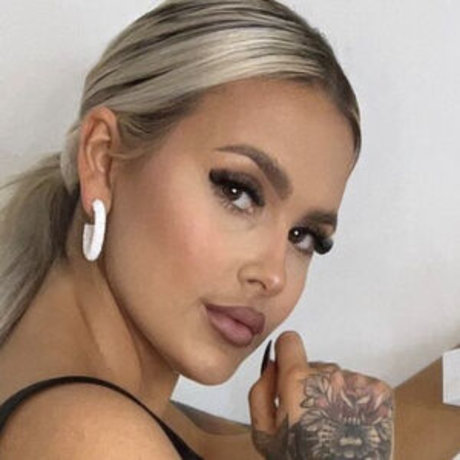 Kate Wynters model high quality photo