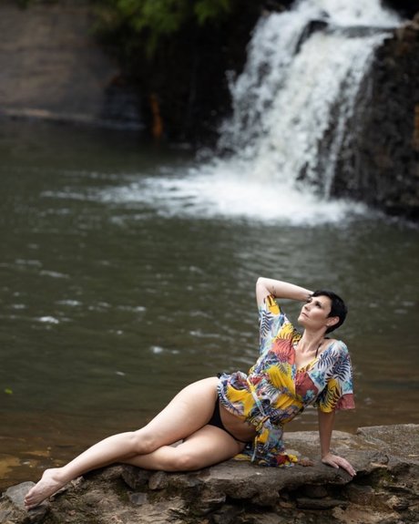 Melody Jai sex model photos