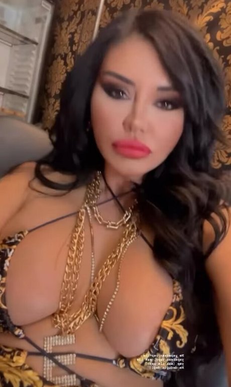 Ebru Polat actress pictures