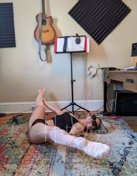 hotyoga star best image