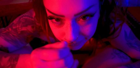 Feryn Suicide free actress pic