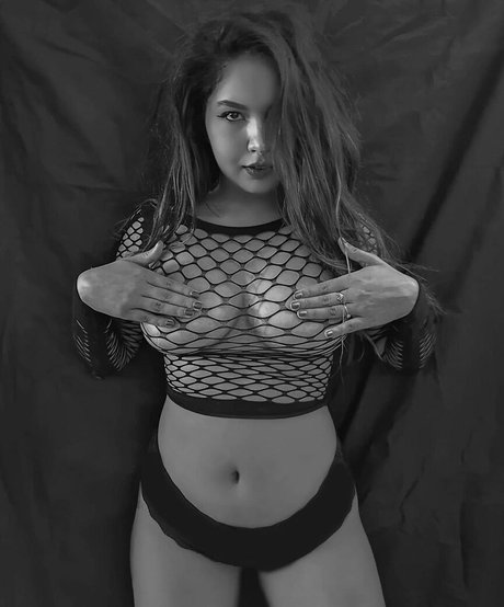 Zeeba Kalan top model pic