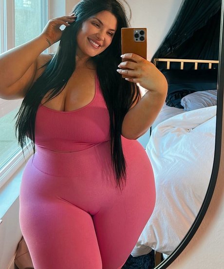 brookebarrows model art galleries