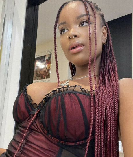 Hell0kittyevie naked model archive