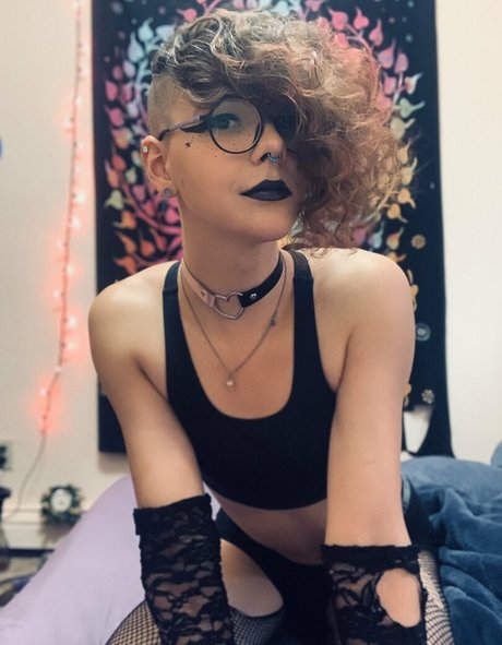 Erin Martin star erotic photos