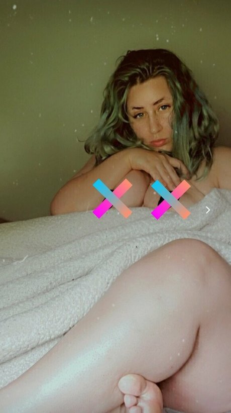 avalei free pretty pornstar gallery