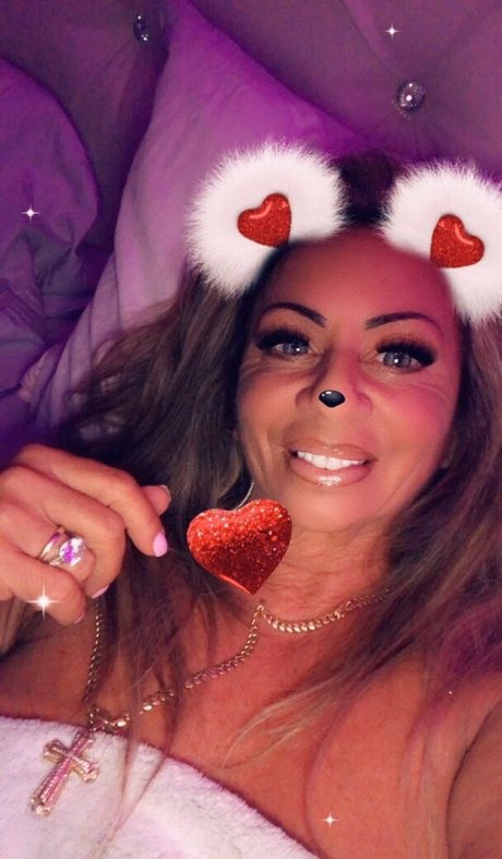 hottotrottots pornographic model pics