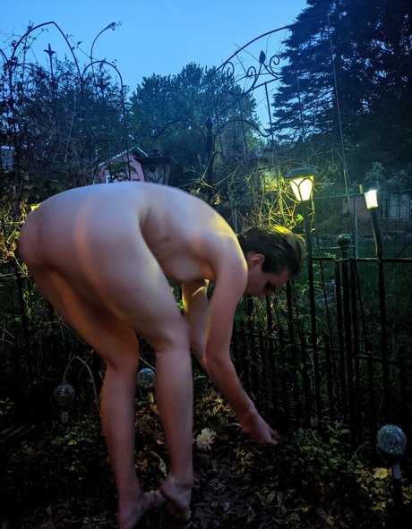 handsy bb model pretty image