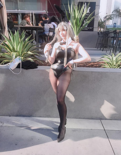 pinkharm model beautiful pics