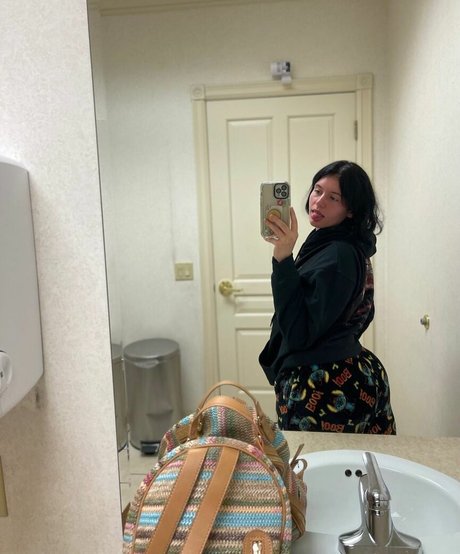 Sierraaa03 xxx model galleries