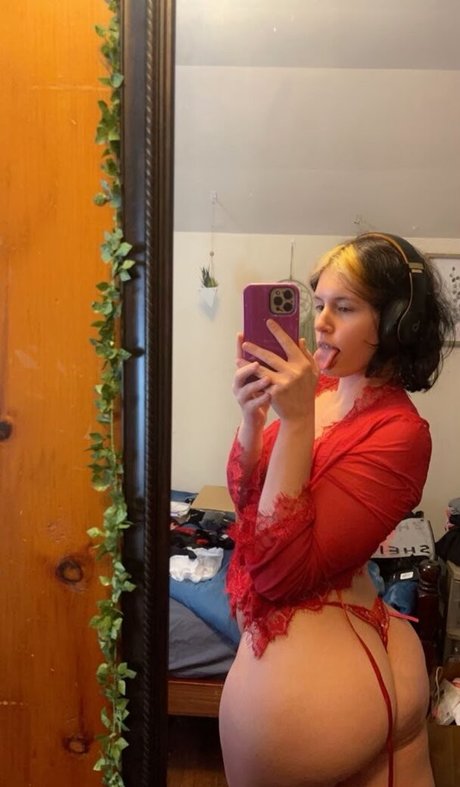 Sierraaa03 free pornstar images