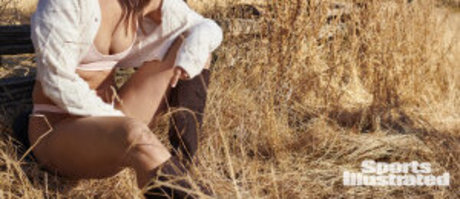 Emily DiDonato naked model photos