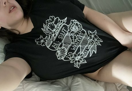 Rosaline Magdalene pornstar image