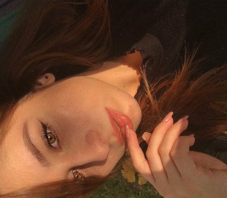 blonde squirt onlyfans xxx img