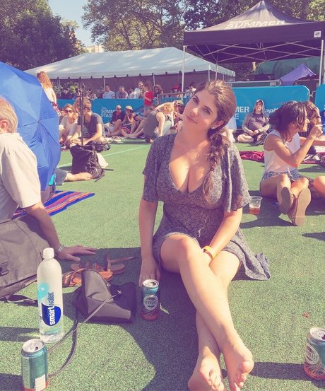 Emily H Barry sexy actress gallery