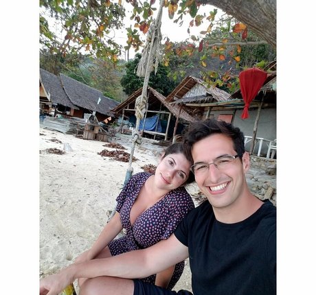 Emily H Barry exclusive actress photo