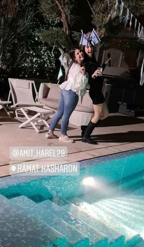 Sapir Sol hot actress img