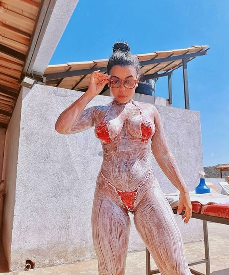 Tatiane Keelly pretty model img