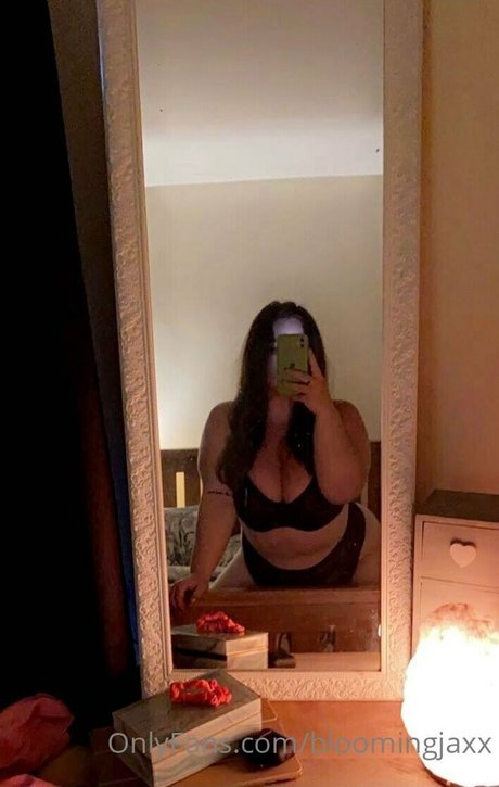 bloomingjaxx pornstar nice img