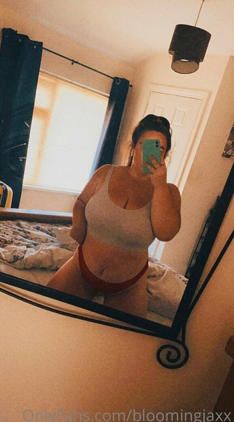 bloomingjaxx model erotic pictures