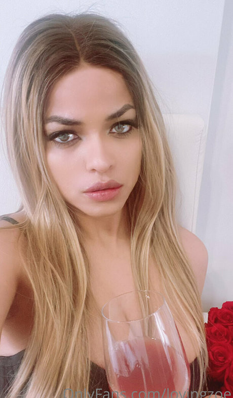 lovingzoe star exclusive images