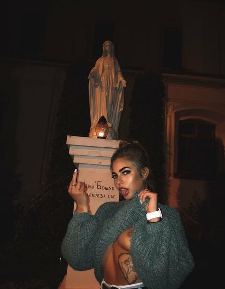 hairy asian pussy onlyfans xxx pic