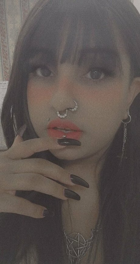 raeraejiggles model nude galleries