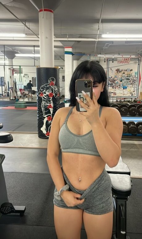 vnikolee beautiful pornstar images