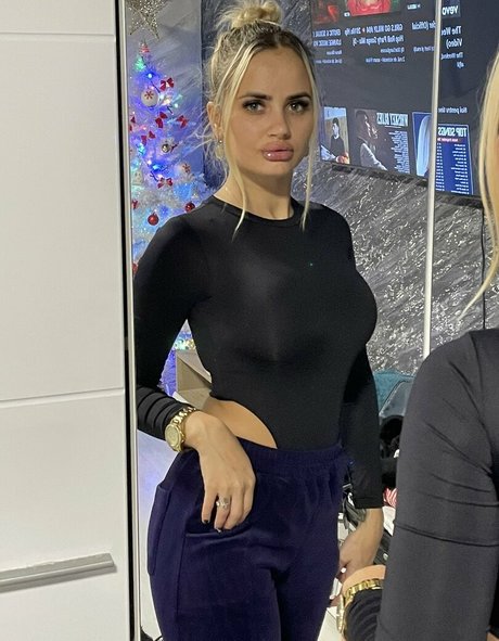 RebecaSwet96 pornographic actress image