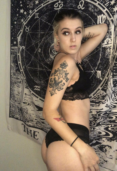 blonde college onlyfans beautiful pictures