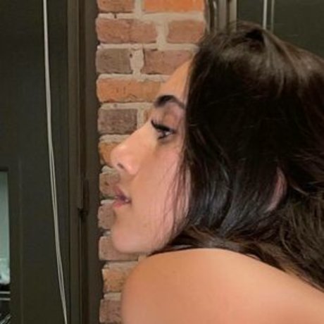 Julia Pozatto nude actress photos