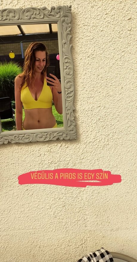 fuzyfruzsina nude star photo