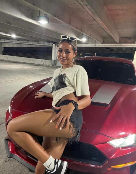 Ximena Saenz naked pornstar galleries