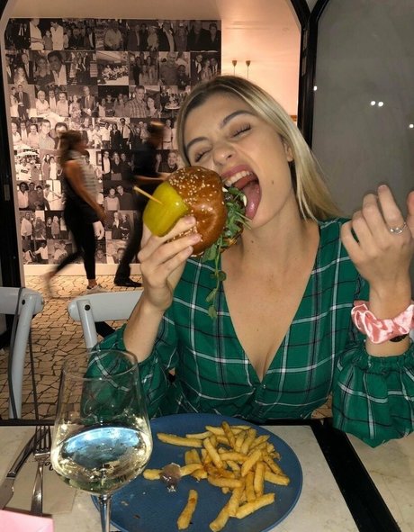 uncutsextapes nice pornstar pictures