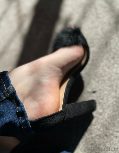 elliemaesfeet model pornographic photo
