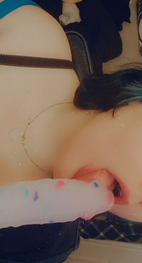 lewdnico beautiful actress pictures