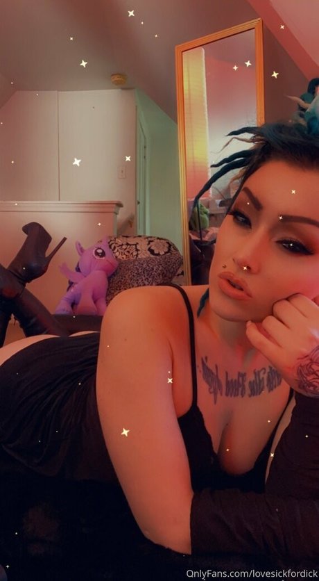 lovesickfordick nude pornstar gallery