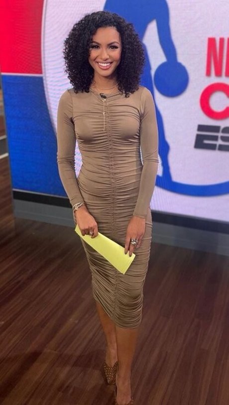 Malika Andrews erotic star gallery