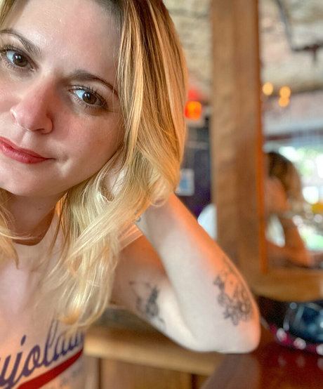 lindsaymariefelton pornstar nudes image