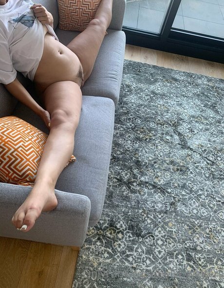 Bella Winters pornstar adult photo