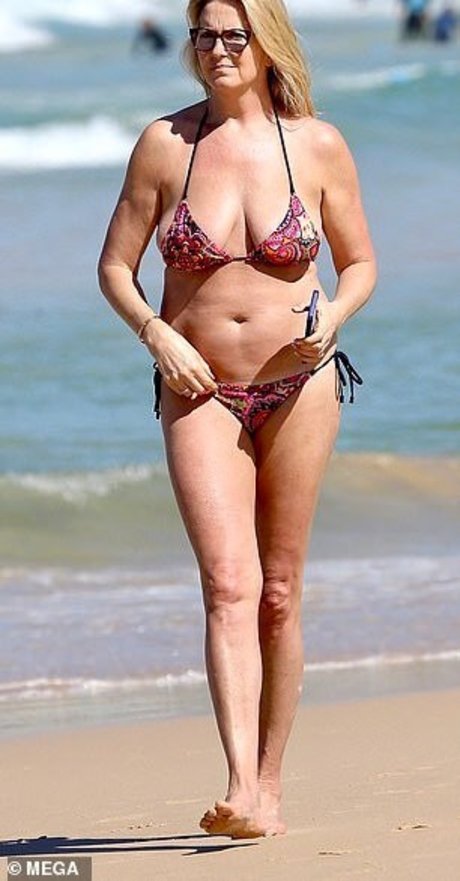 Penny Lancaster model hot galleries