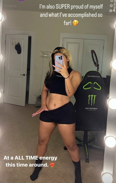 Khonviction beautiful star photo