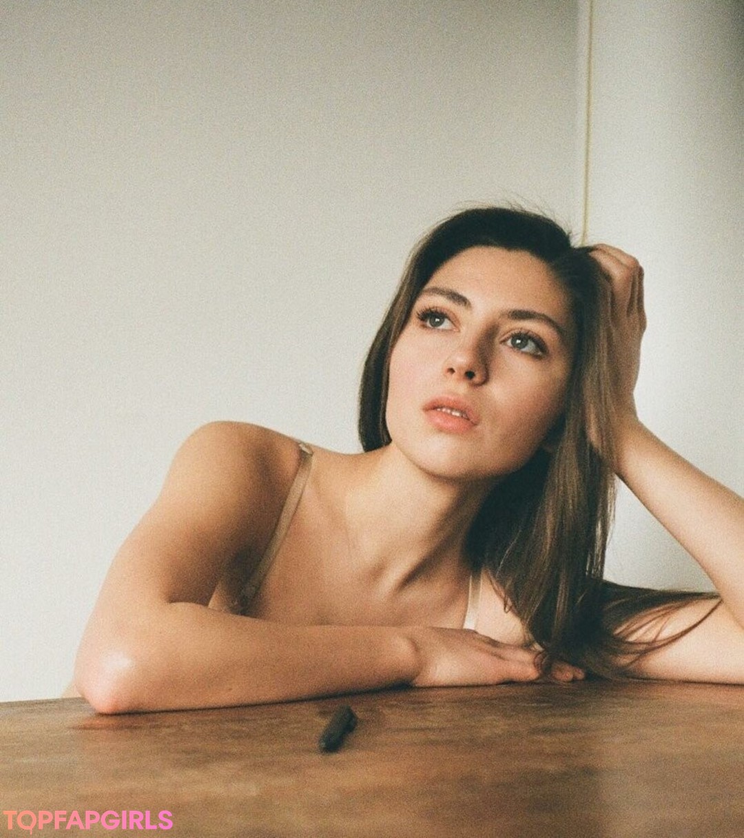 Anna Dubowick pornstar pretty photos