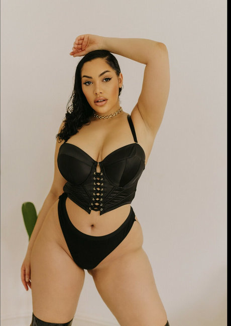 parisxhk sexy model images