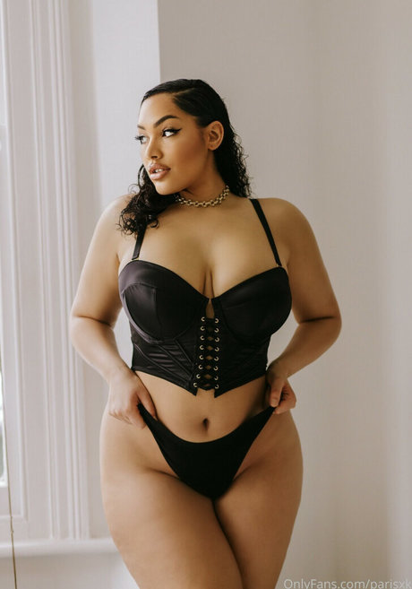 parisxhk perfect model pics