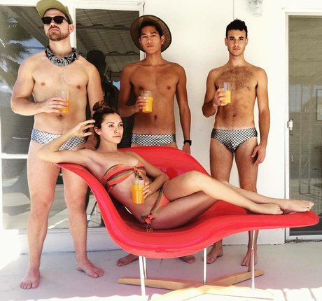 Alyson Stoner nude pornstar img