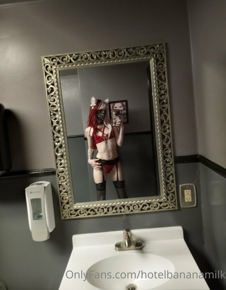 hotelbananamilk porn actress pic