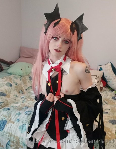 hotelbananamilk model art pic