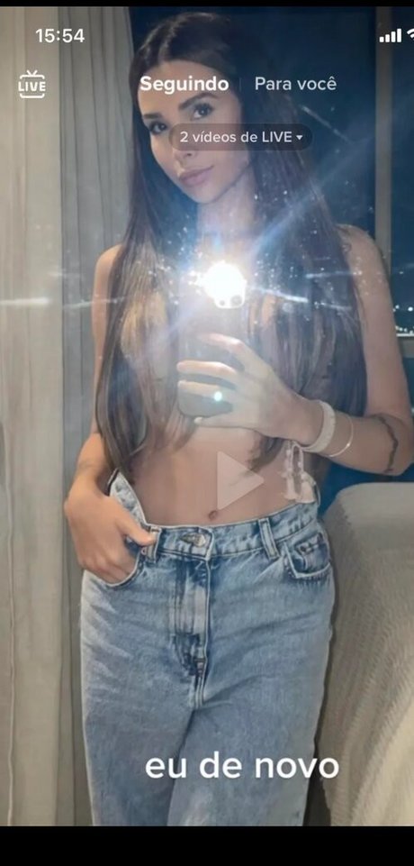 Bruna Gomes star nude picture